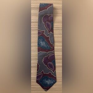 Claiborne Men's Maroon Necktie Purple Teal Paisley 100% Silk Made In USA 54.5”